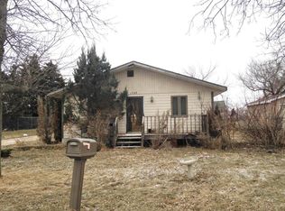 1737 3rd Ave SW, Watertown, SD 57201
