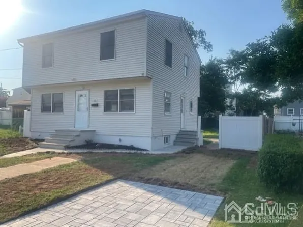 157 Larch St, Port Reading, NJ 07064