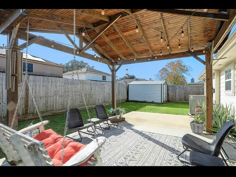 4508 Stonebridge Dr — Photo 22