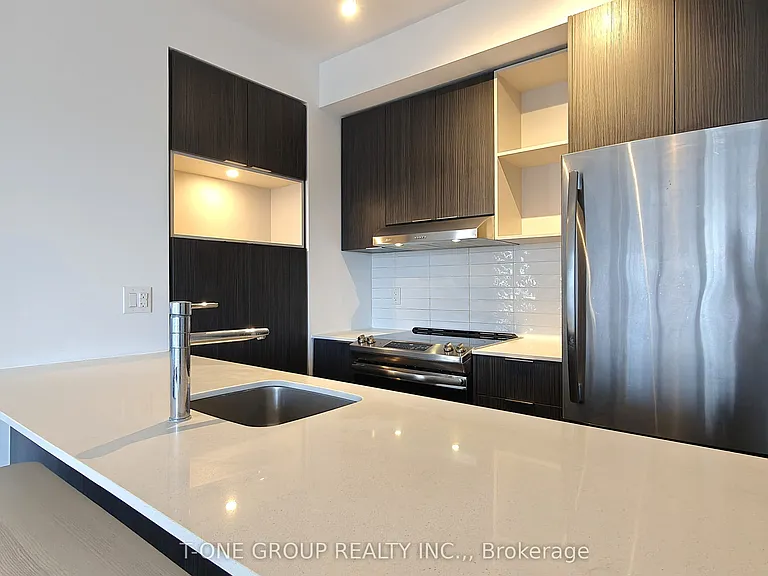 2520 Eglinton Ave W #722 — Photo 4