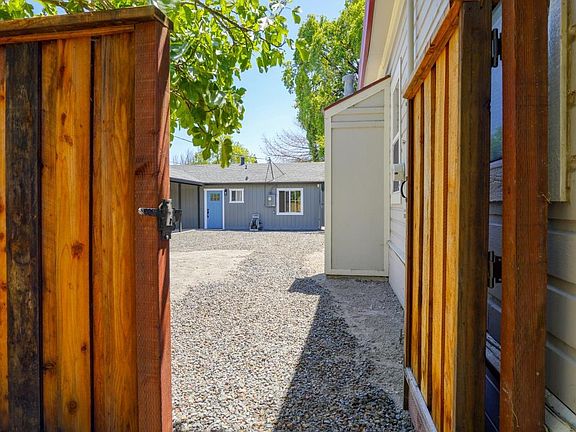 3rd image of 806 Bennett Valley Road