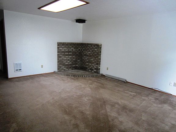 2nd image of 4104 103rd Ave SE #B