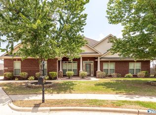 609 Seminole Ct SW, Madison, AL 35756
