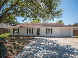 687 Michelle Dr, Biloxi, MS 39532