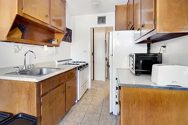 Sold by LG Fairmont Group