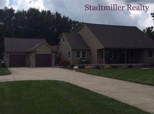 616 W Bogart Rd, Sandusky, OH 44870