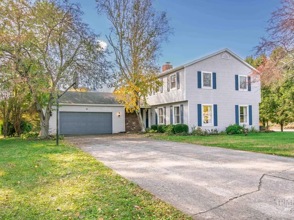 443 N Cherry Wood Ln, Muncie, IN 47304