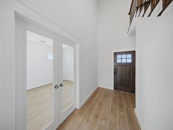 5th image of 8007 Chasemont Ct