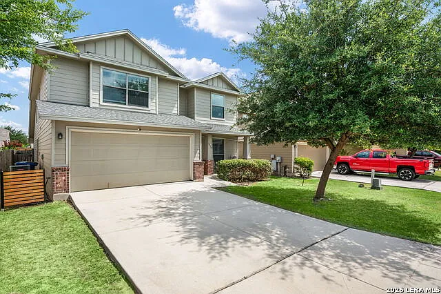 4 bed, 3.5 bath, 2757 sqft, $2,195 — Photo 2