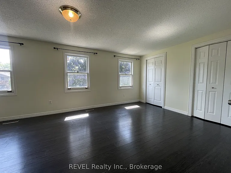 24 Rembrandt Dr — Photo 22