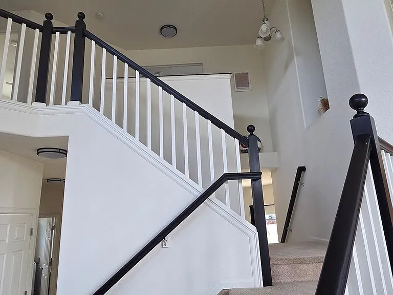 81 Laramie Ct — Photo 11