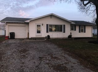 104 S West St, Oreana, IL