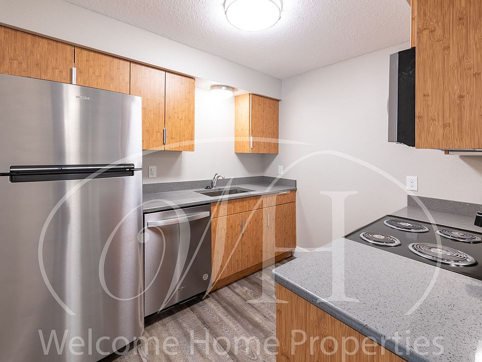 1st image of 829 S 2nd Ave APT 7