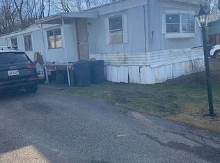21 Rolling Park Dr N, Massillon, OH 44647