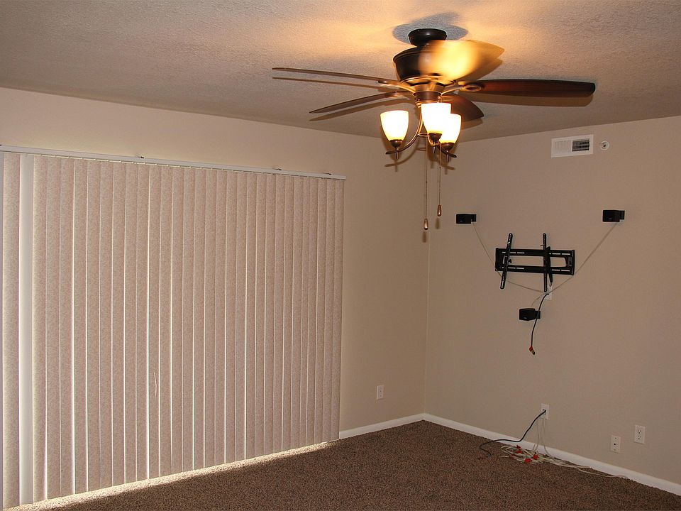 1st image of 3405 Woodland Ave