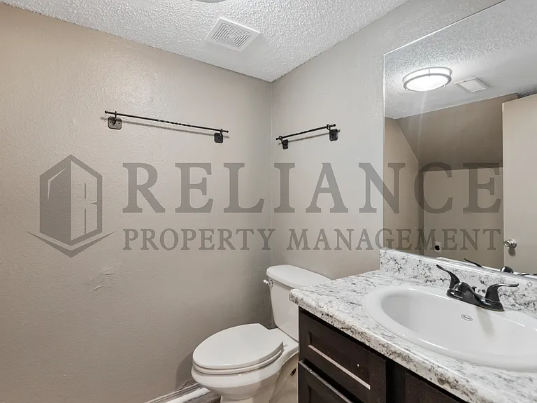 1526 E Fortuna St — Photo 17