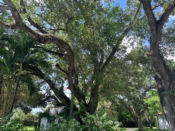 2nd image of 3315-3331 SW 15th Ave #5-3315