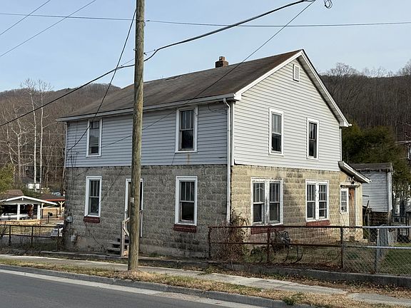 3rd image of 1203 N Alleghany Ave