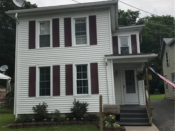 14 Burt Ave, Auburn, NY 13021