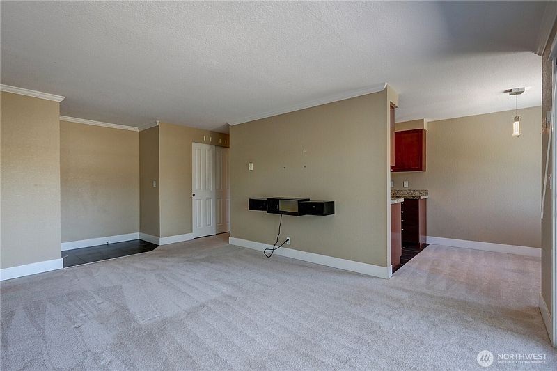 3rd image of 939 N 101st Street #302