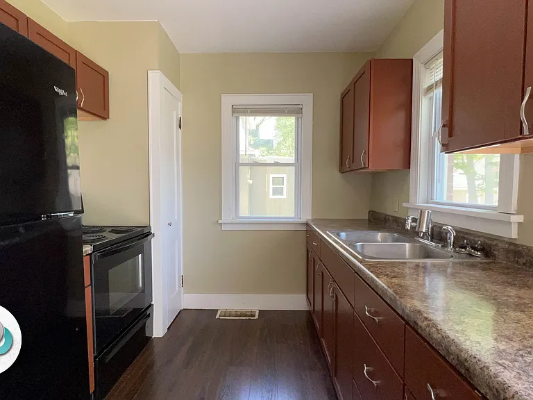213-215 6th Pl NW #213 — Photo 5