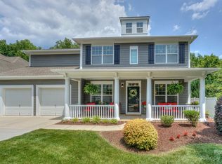 8912 Lake Pines Dr, Cornelius, NC 28031