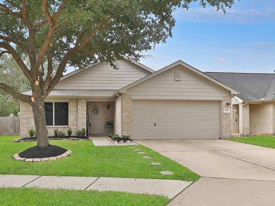 1st image of 19707 Moose Cove Ct