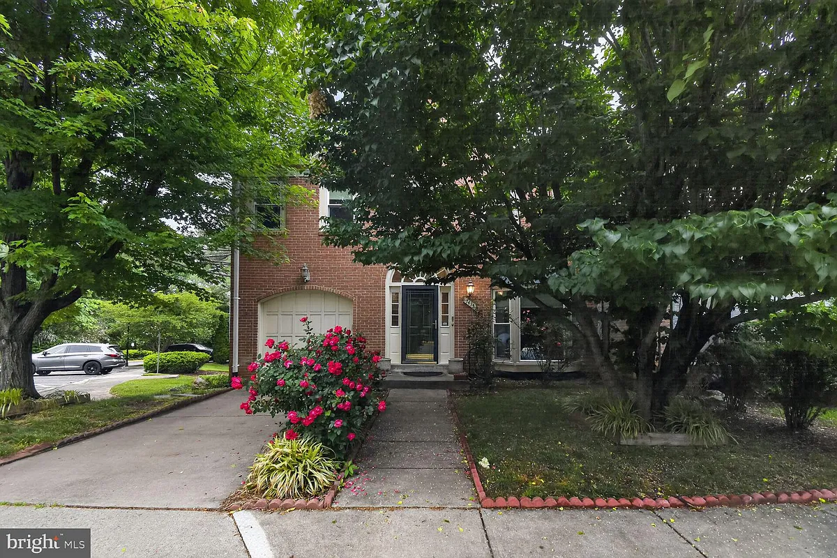 Building Photo - 7435 Crestberry Ln
