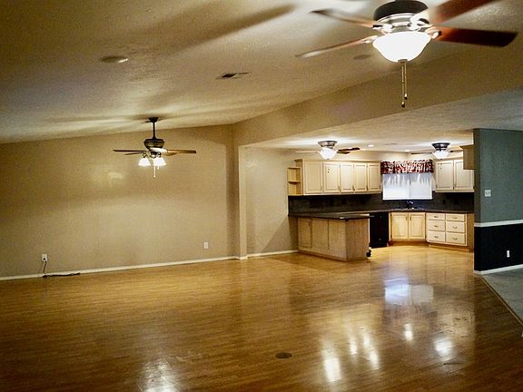 4th image of 1321 Westbrook Ave