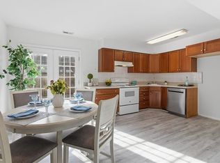 1043 Coastaway Dr, Virginia Beach, VA 23451