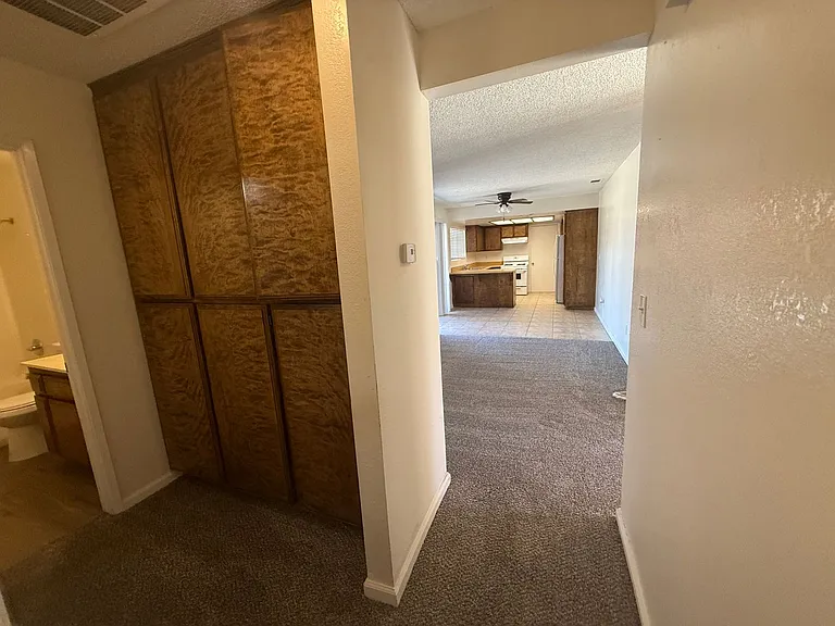 20318 Thunderbird Rd — Photo 8