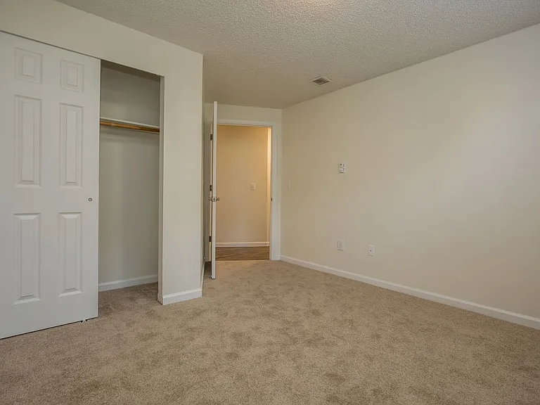 Valley Vista — Photo 22