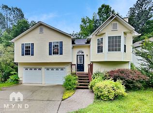 106 Campbell Dr, Dallas, GA 30132