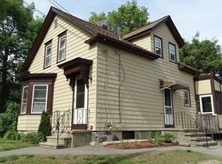 11 Newton St, Mansfield, MA 02048