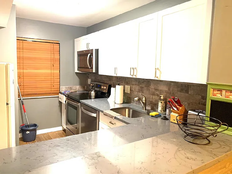 2820 Tennis Club Dr — Photo 12