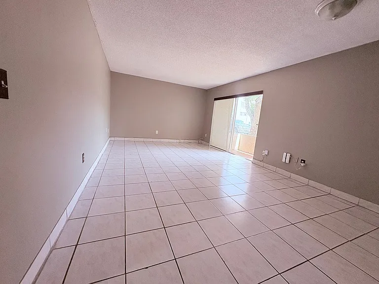 7785 SW 86th St #119 — Photo 4