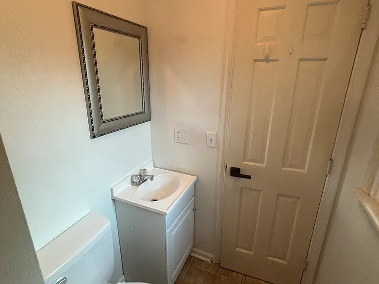 429 South Blvd — Photo 15