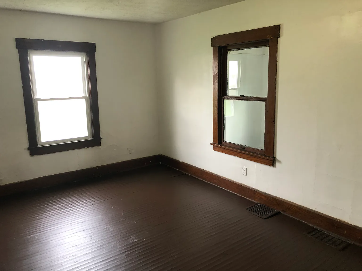 4 bed, 1576 sqft, $1,200 — Photo 3