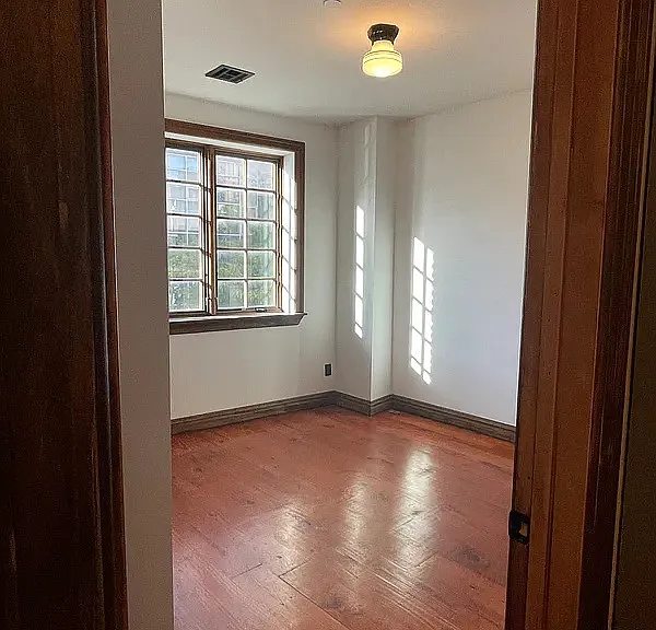 237 Kent Ave #F2 — Photo 6