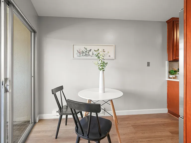 Dining off kitchen