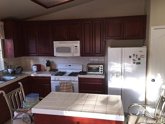 3rd image of 6201 Livorno Way
