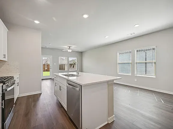 518 Willet Dr — Photo 4
