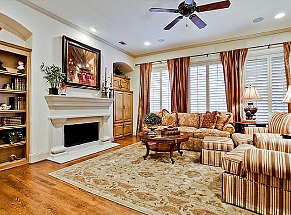5th image of 7327 Park Lake Dr