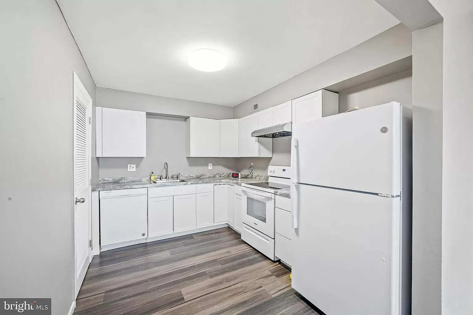 2 bed, 1208 sqft, $1,995 — Photo 4