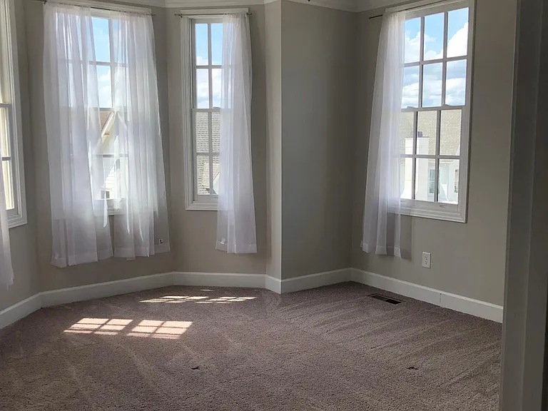 218 Mary Webb St — Photo 9