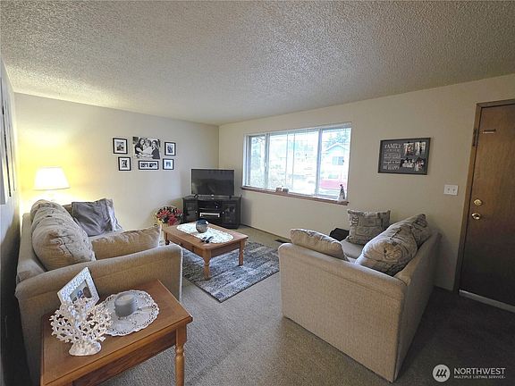 5th image of 815 S Alder Street