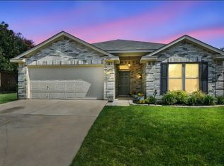 5504 Ridge View Dr, Watauga, TX 76137