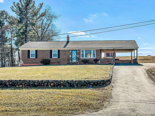2483 Callaway Rd, Rocky Mount, VA 24151