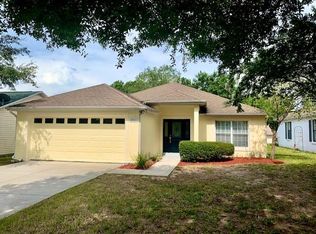 851 Wisteria Pl, Tavares, FL 32778