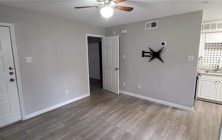 1840 Burton Dr #190 — Photo 4